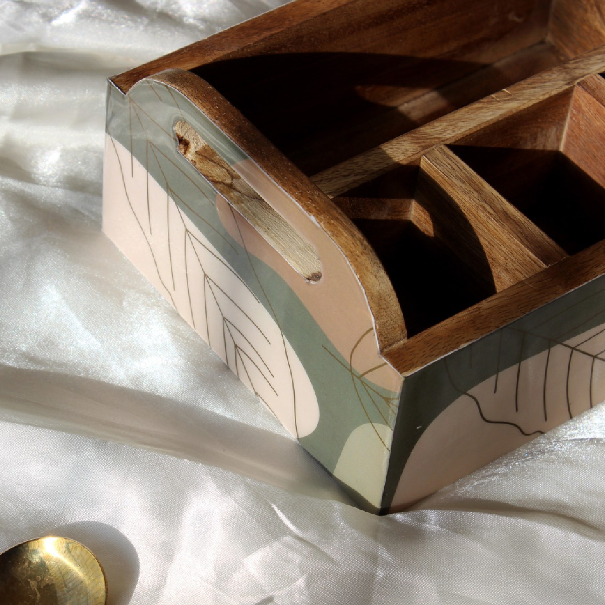 Abstract Aura Mangowood Cutlery Caddy Abstract Aura Mangowood Cutlery Caddy