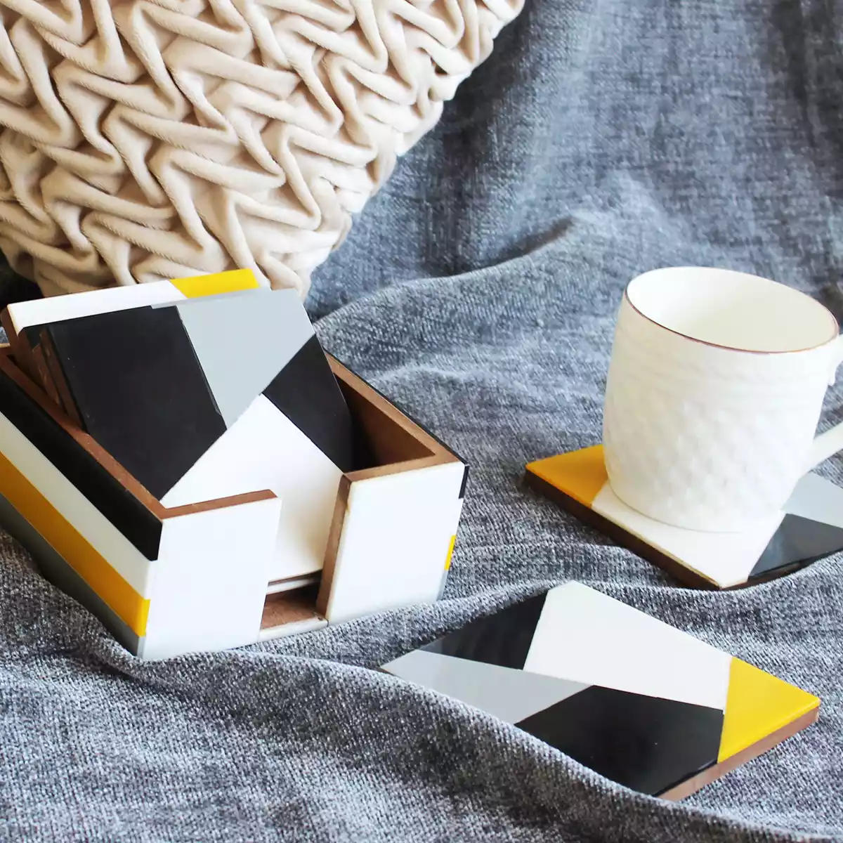 Square Monochrome with Vibrant Yellow set of 6 Coaster with Holder