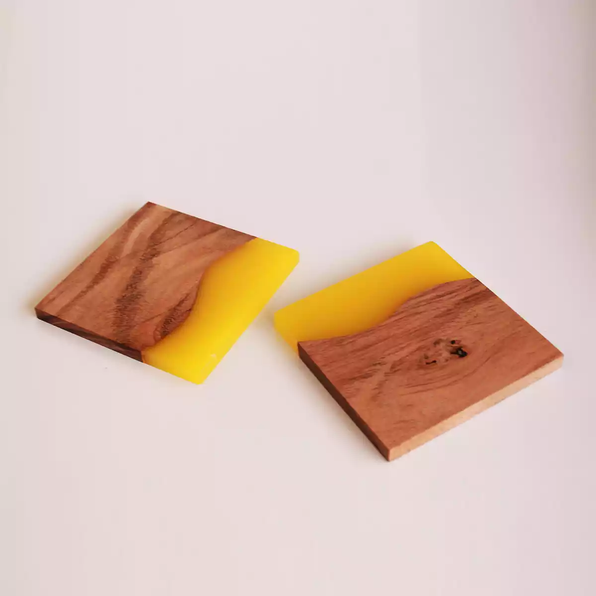 Dusky Yellow Resin Wood Set