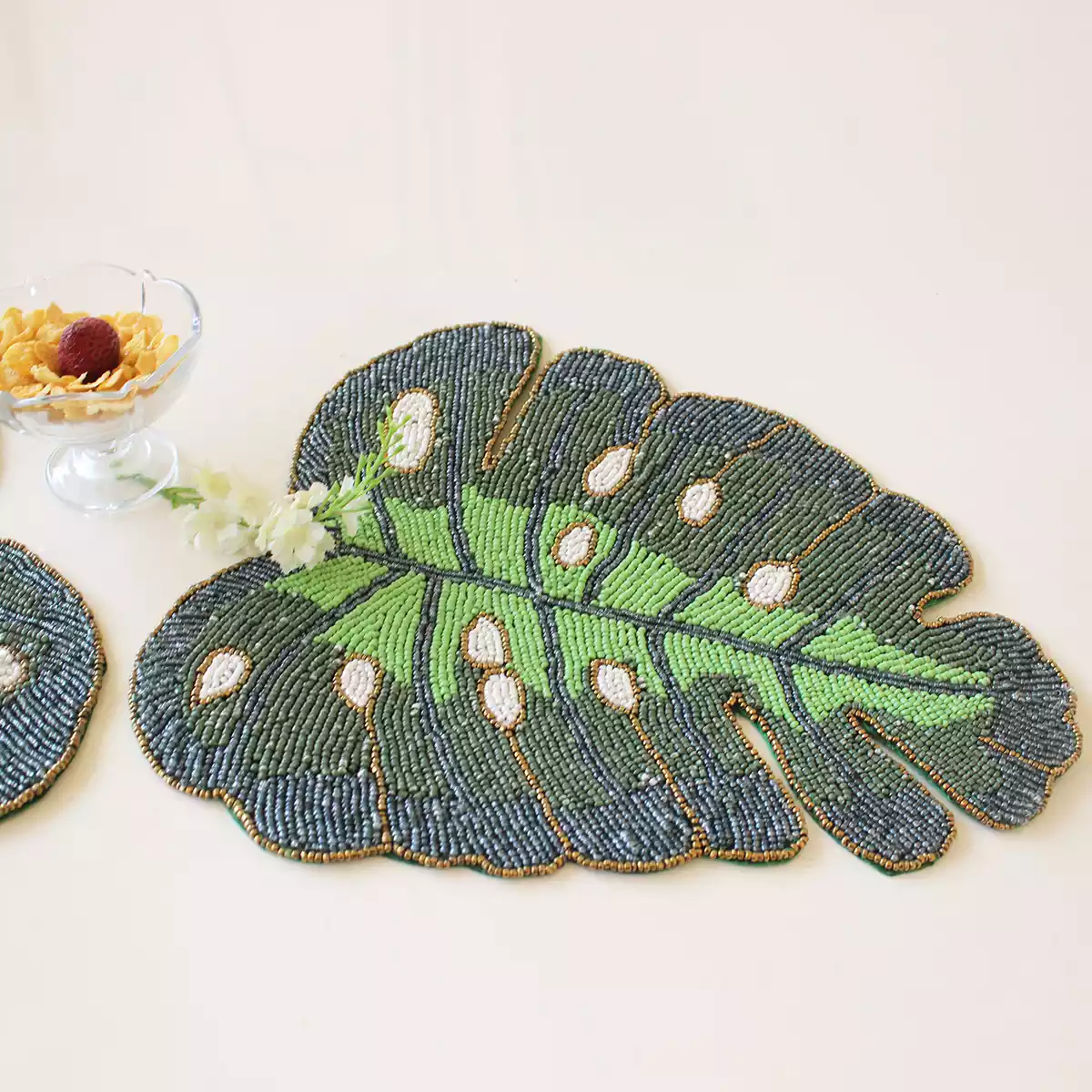 Tropical Green Leaf Beaded Mat