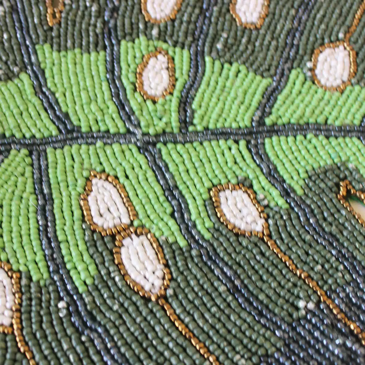 Tropical Green Leaf Beaded Mat