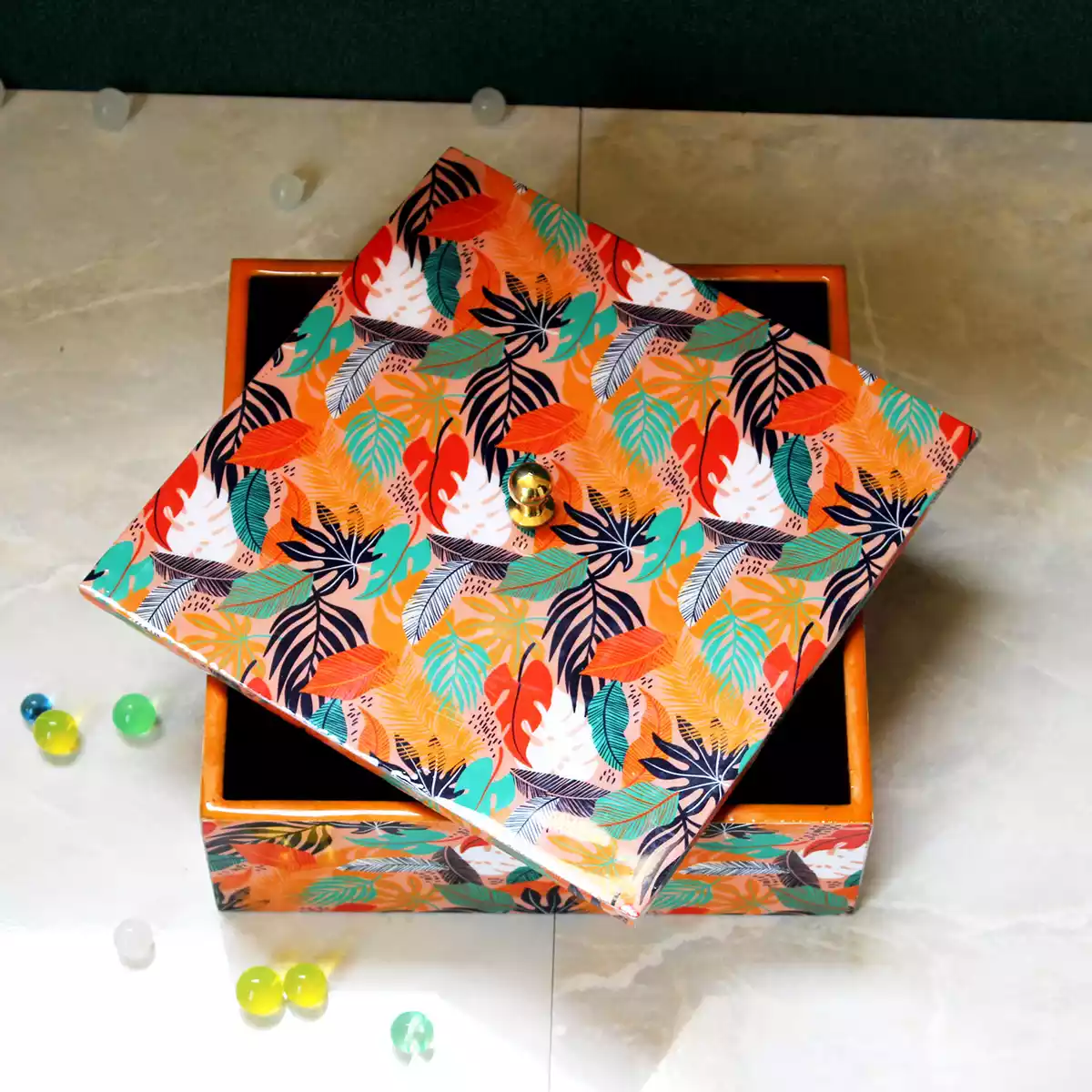 Tangerine Twist- Organizer/Box