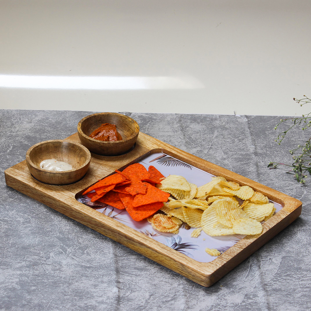 Macaw Tropical Mocha Mangowood Platter with 2 Bowls