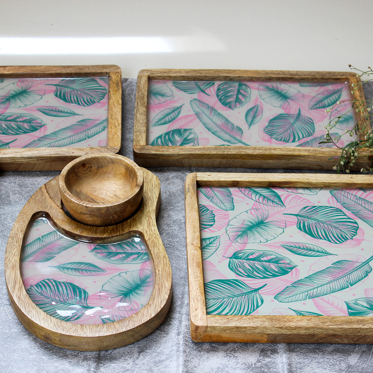 Pastel Leafy Moments Mangowood 7 Set of Platter