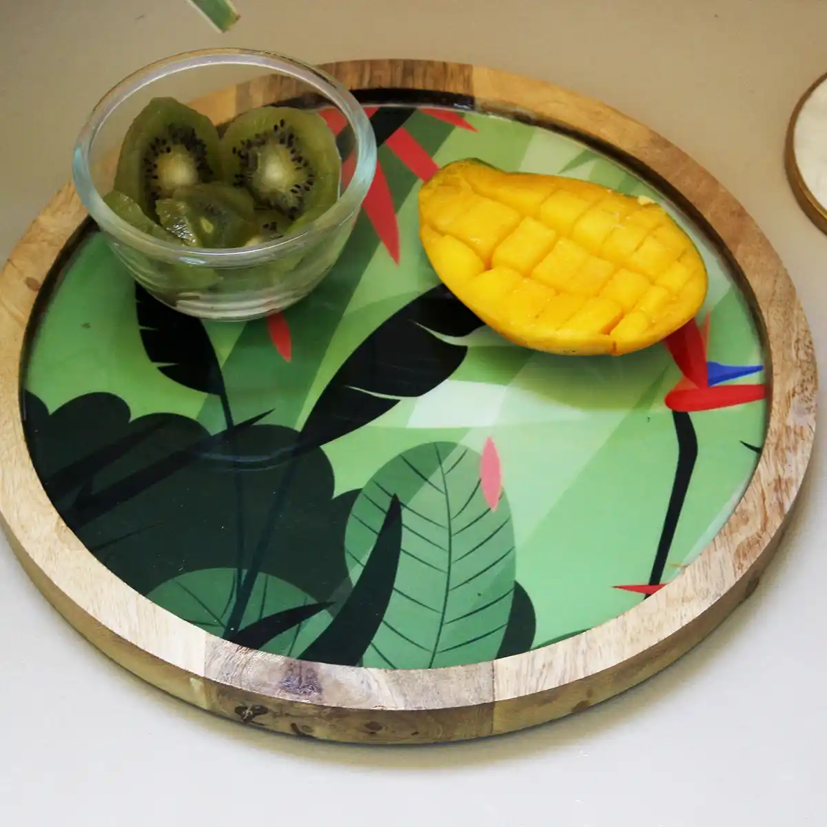 Groovy Green Round Serving Plate