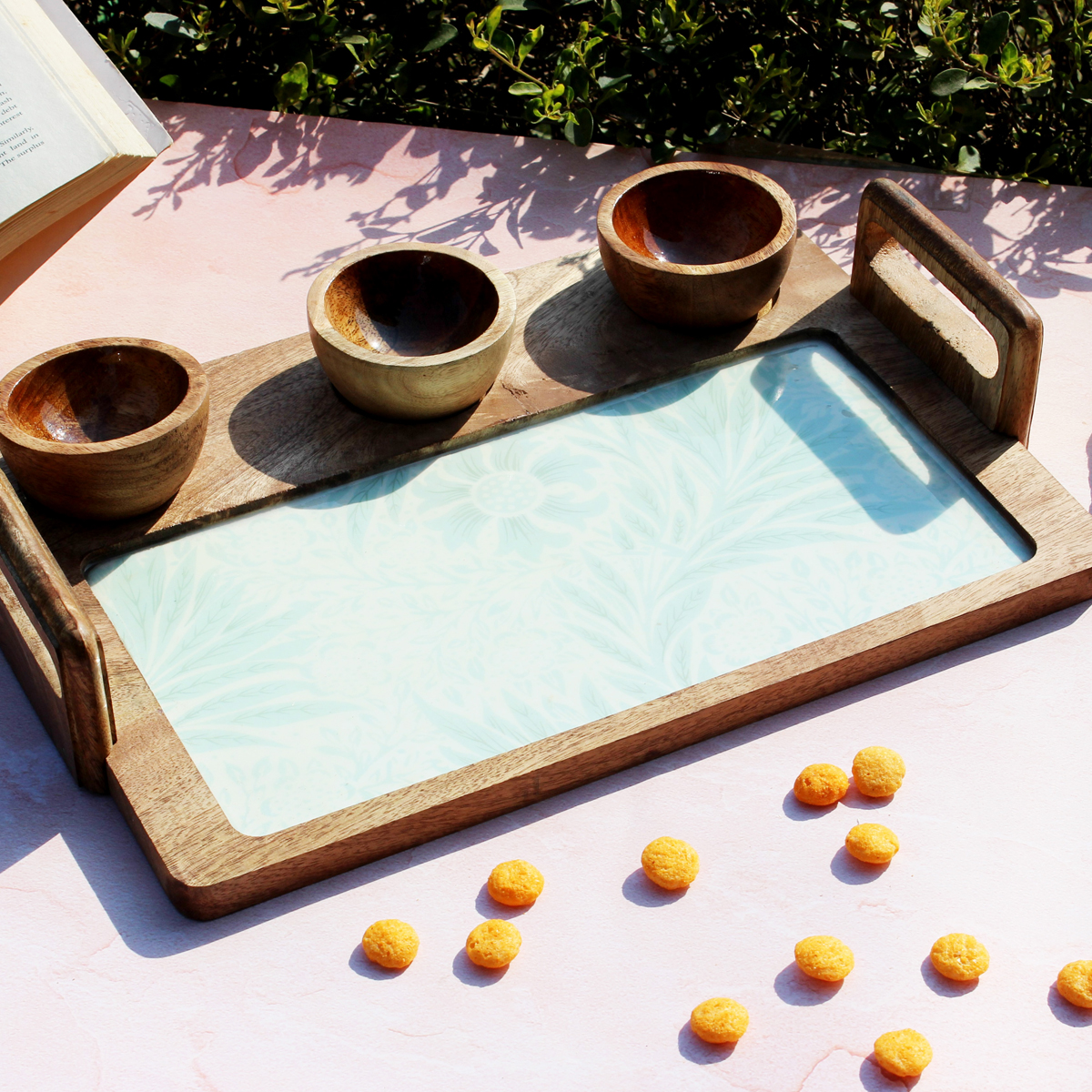 Misty Lush Serveware with Dip Bowls