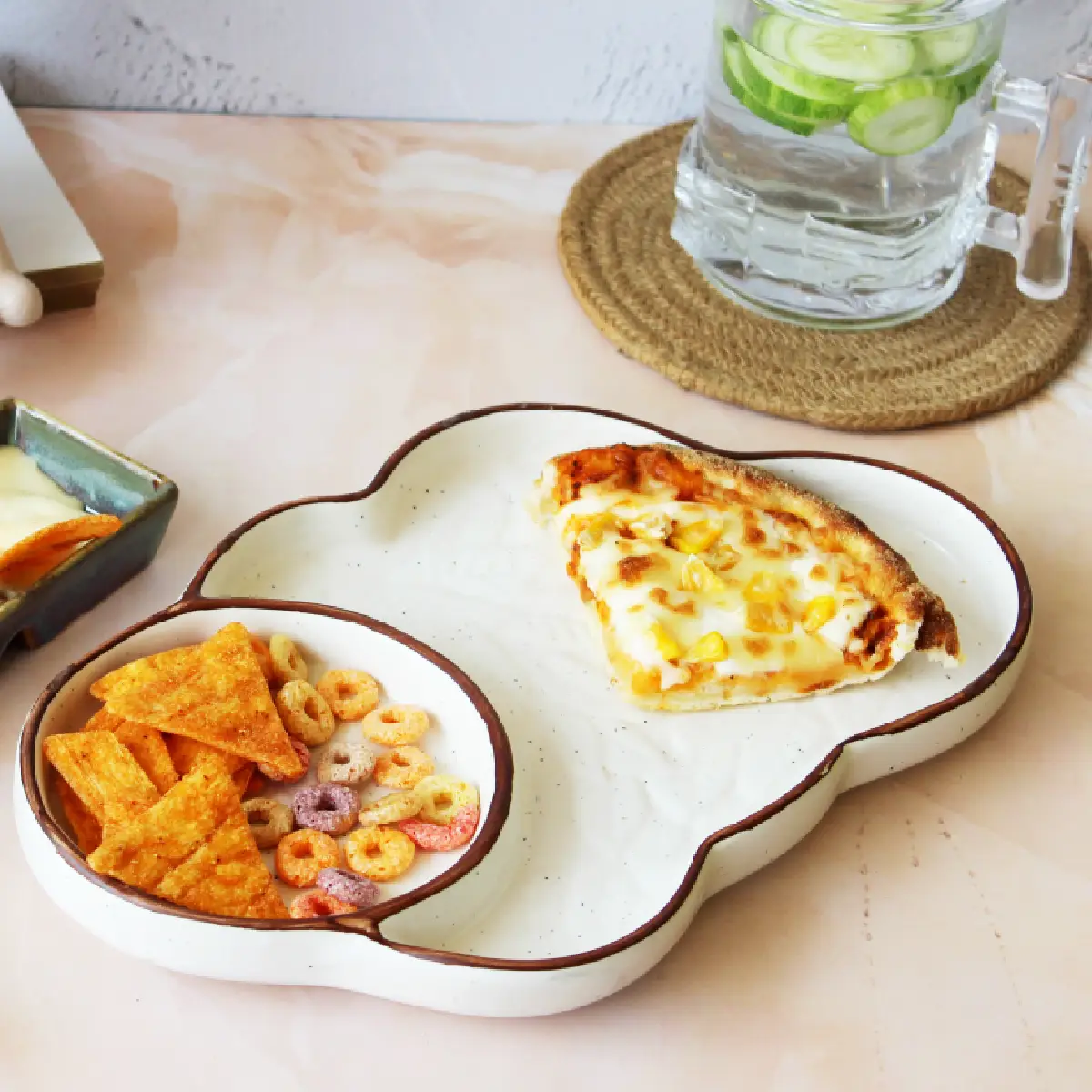 Creamy Brew Embossed Cloud Chip & Dip Platter