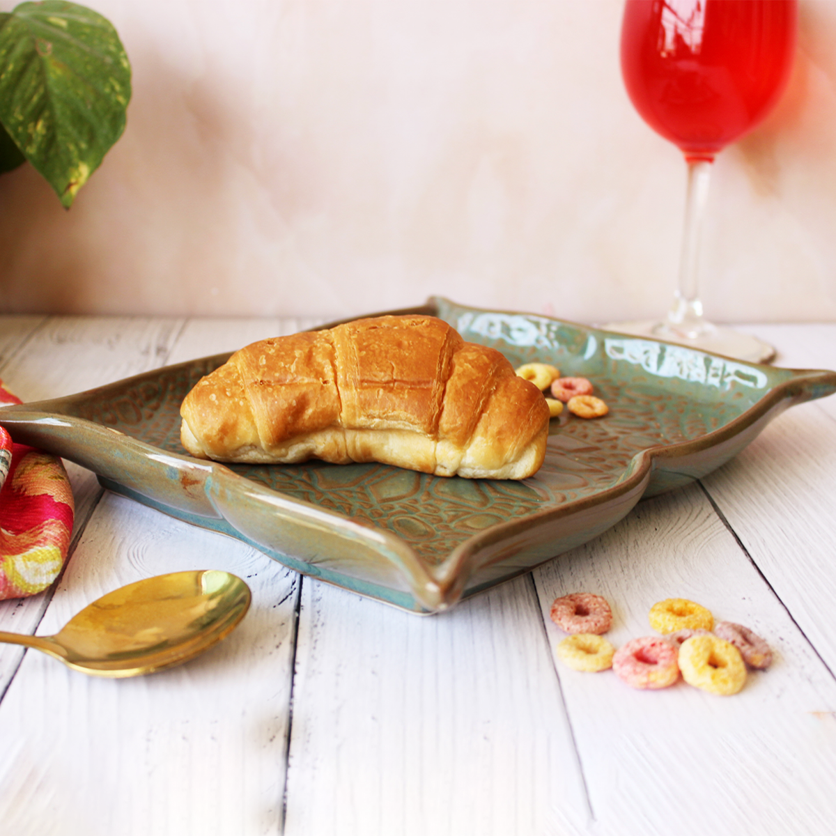 Forest Fusion Embossed Recto Platter