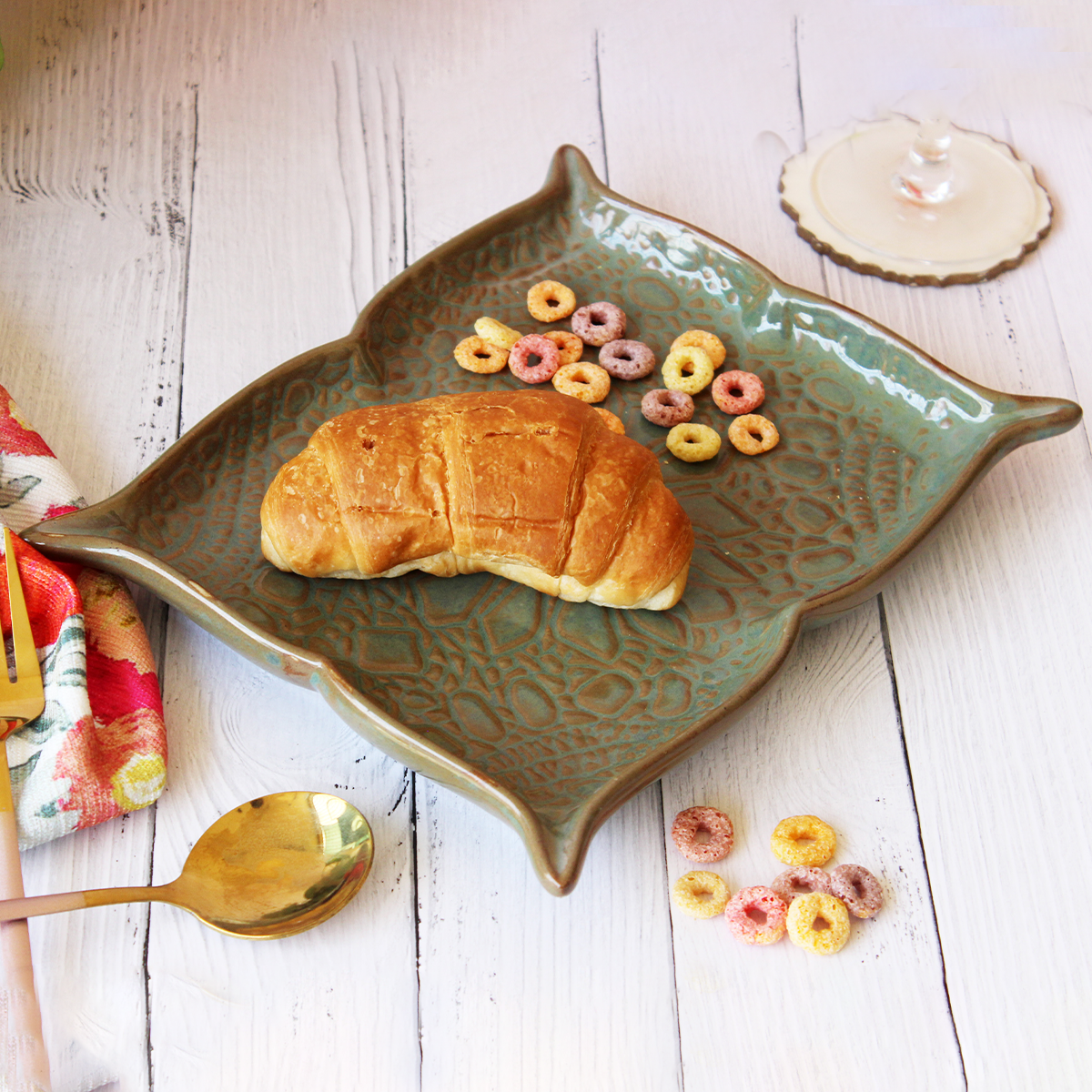 Forest Fusion Embossed Recto Platter