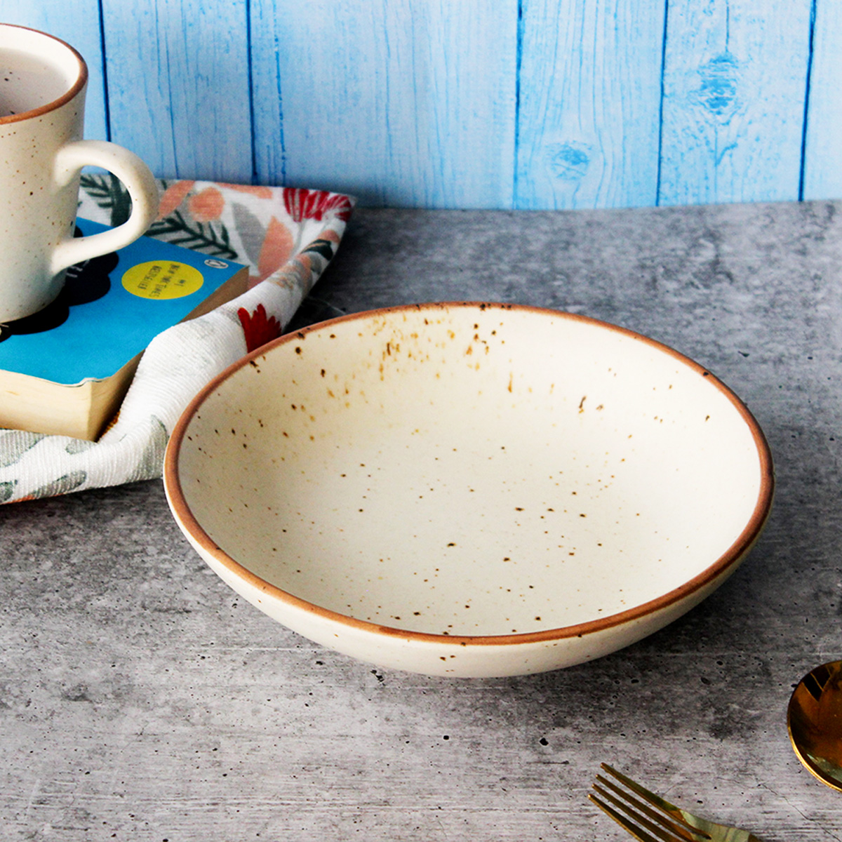 Creamy Brew Serving Plate