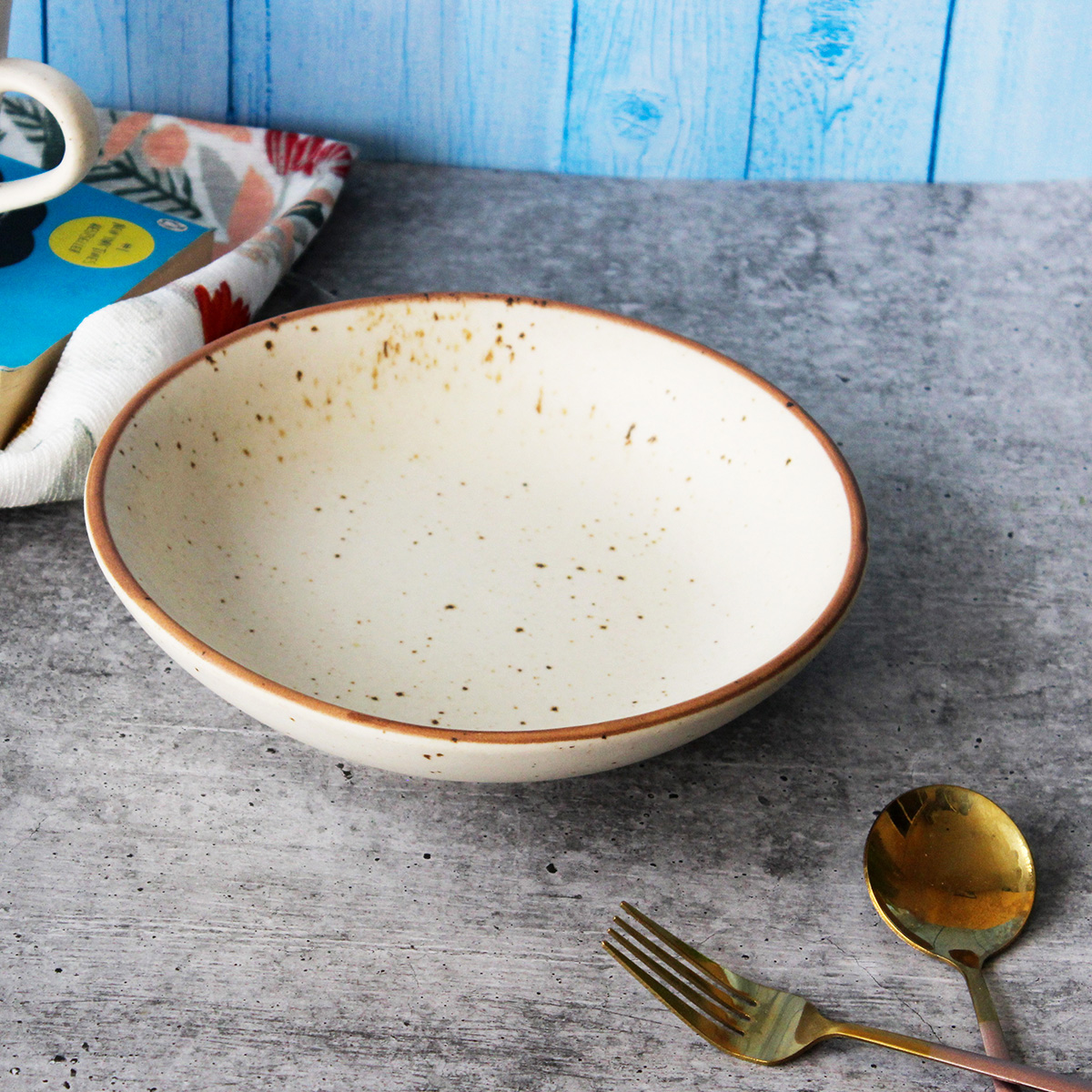 Creamy Brew Serving Plate