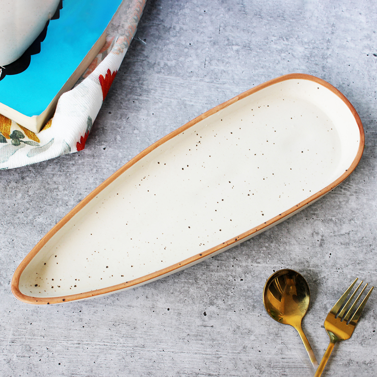 Creamy Brew Boat Shape Platter