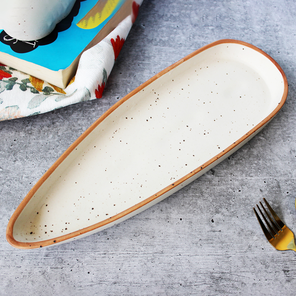 Creamy Brew Boat Shape Platter