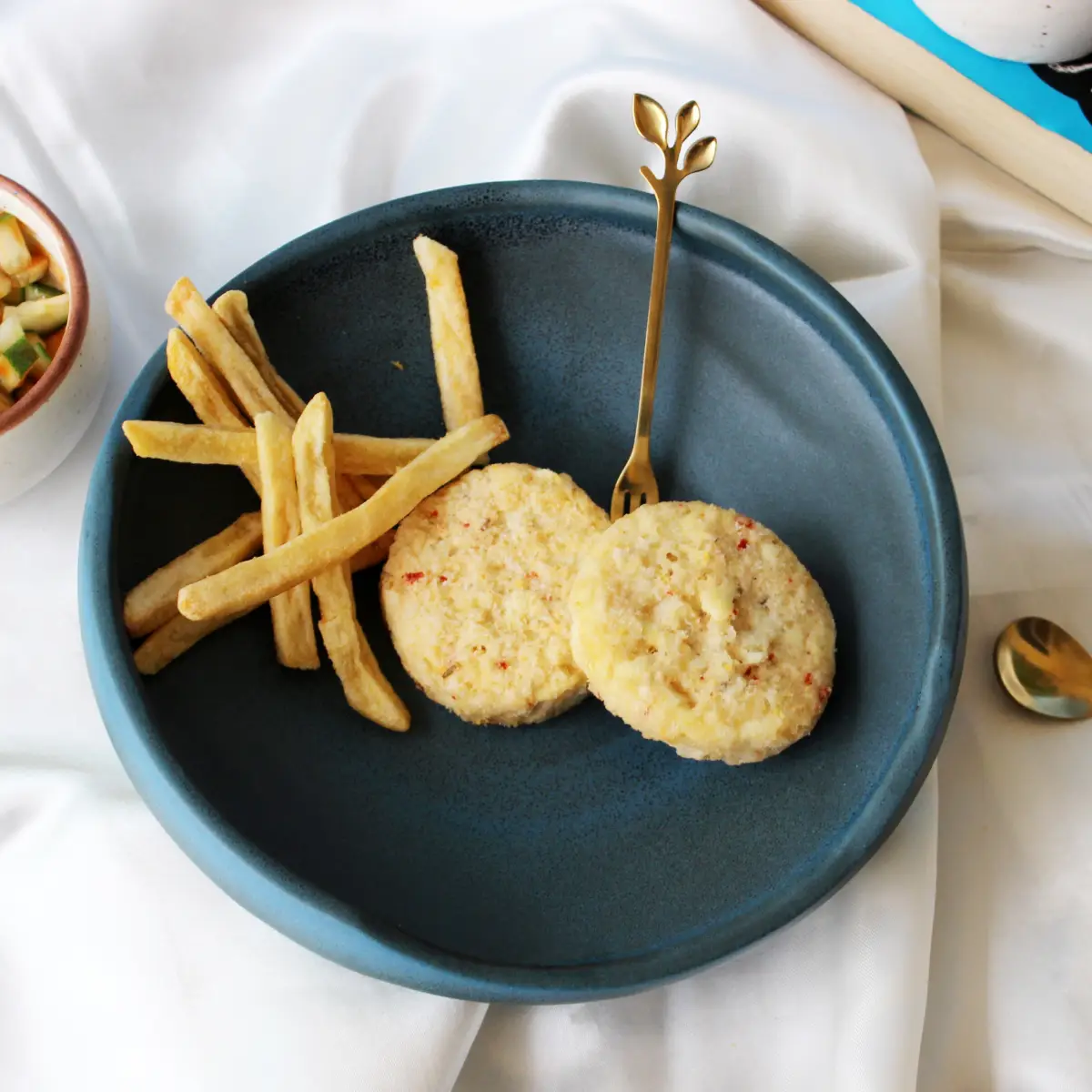 Ocean Breeze Coastal Wave Platter