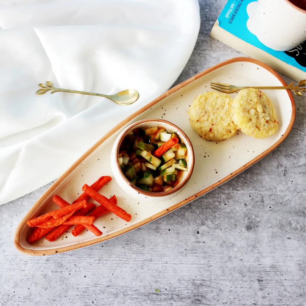 Creamy Brew Boat Shape Platter
