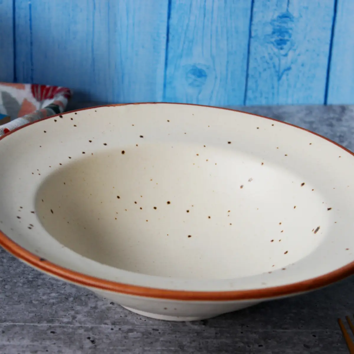 Creamy Brew Deep Serving Bowl
