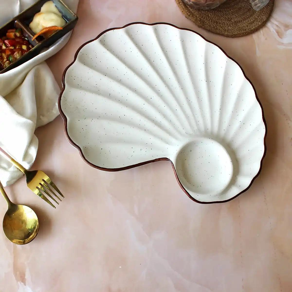 Creamy Brew Snacker's Paradise Platter