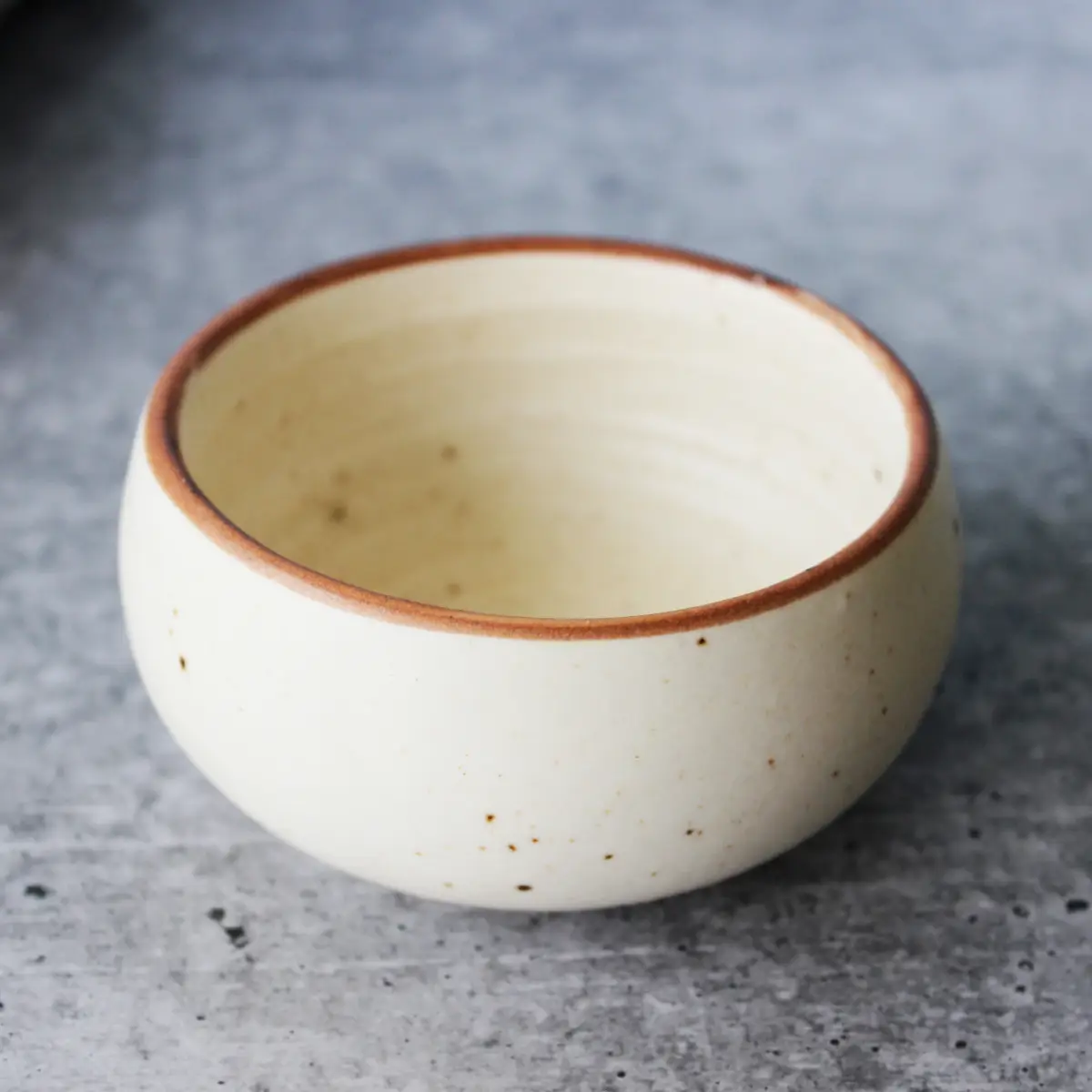 Creamy Brew Serving Bowl