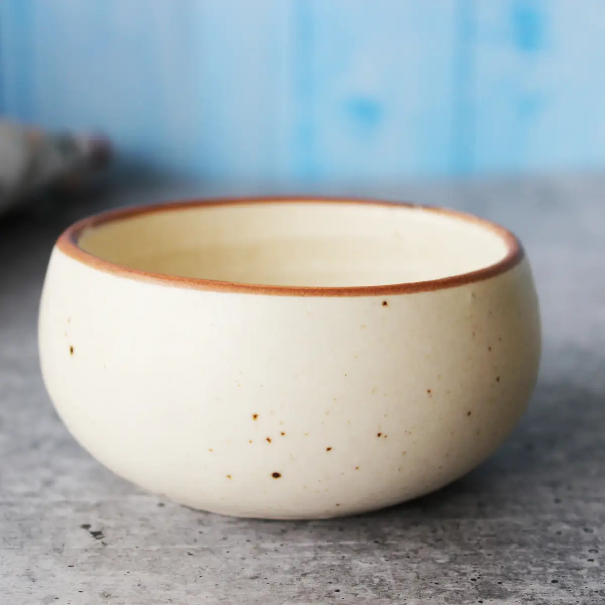 Creamy Brew Serving Bowl
