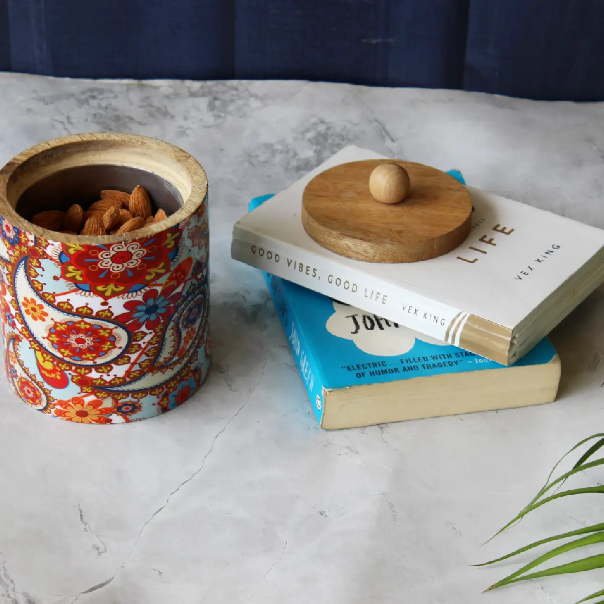 Scarlet Oasis Mangowood with Stainless Steel Storage Jar with Lid