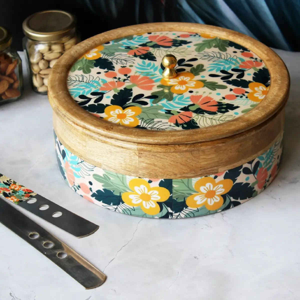 Sunnyside Gardenia Mangowood with Stainless Steel Chapati Box/ Casserole/Storage Box with Tong