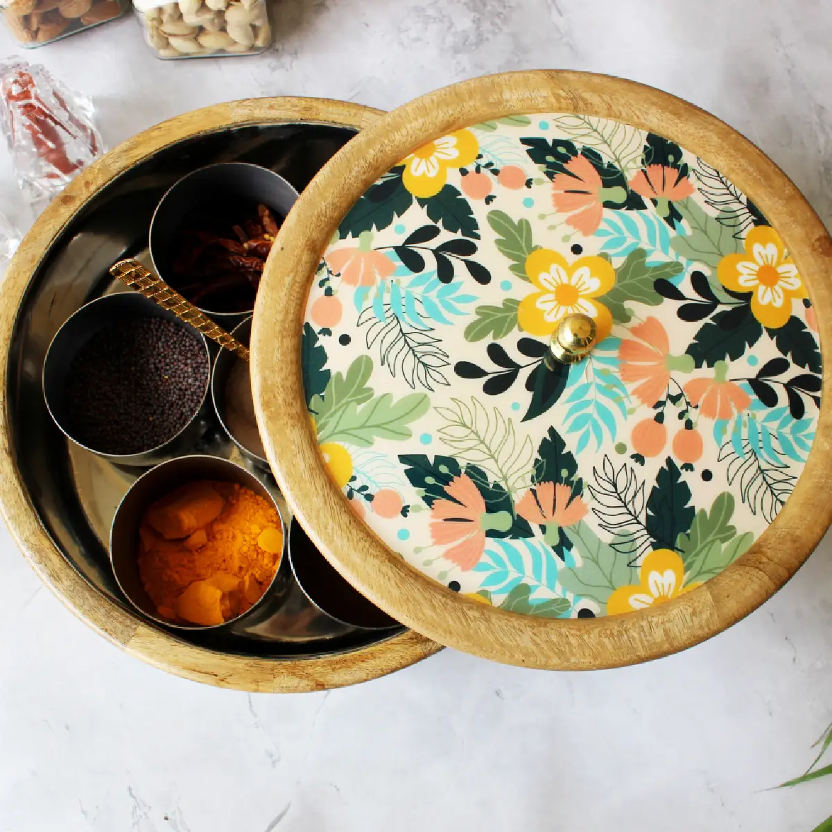 Sunnyside Gardenia Mangowood with Stainless Steel Masala Box with Spoon