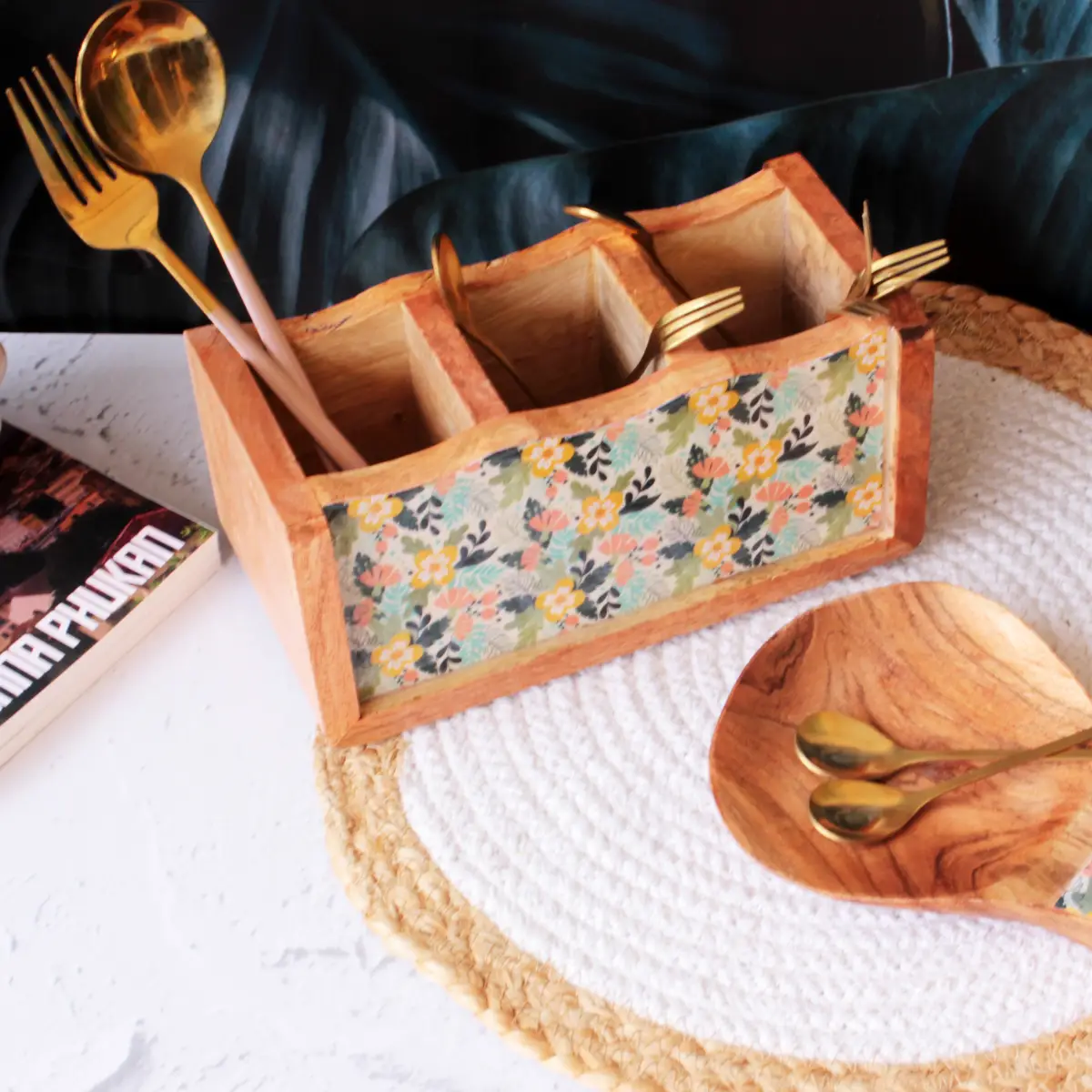 Sunnyside Gardenia Mangowood Cutlery Holder