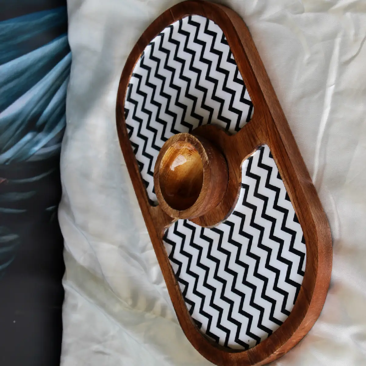 GeoChic Zigzag Mangowood Oval Plate with Dip Bowl