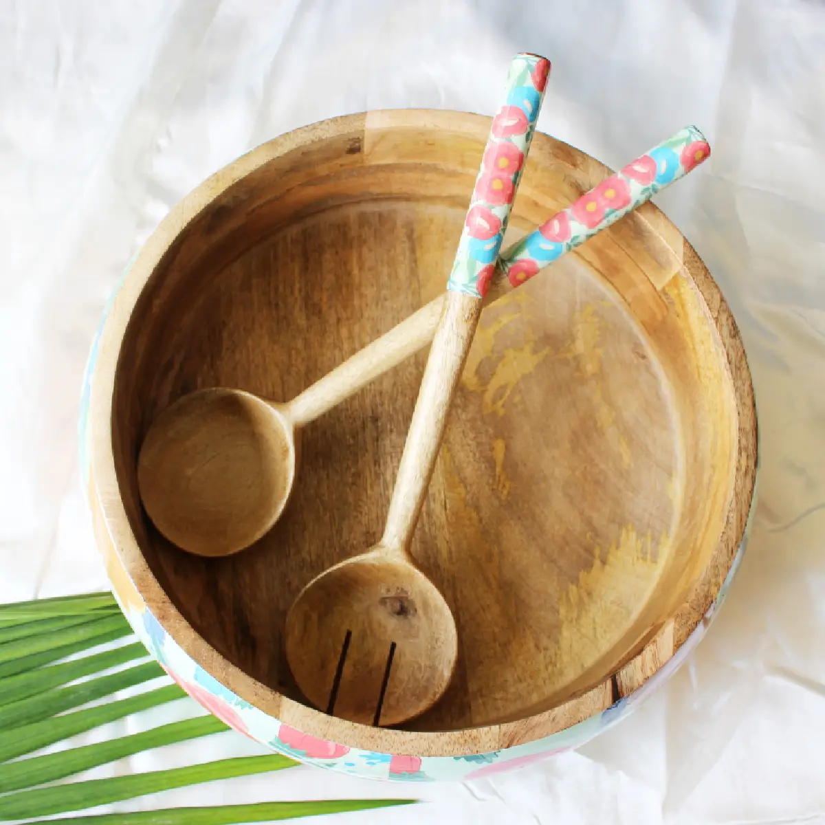 Pastel Paradise Mangowood Big Salad Bowl with 2 Servers