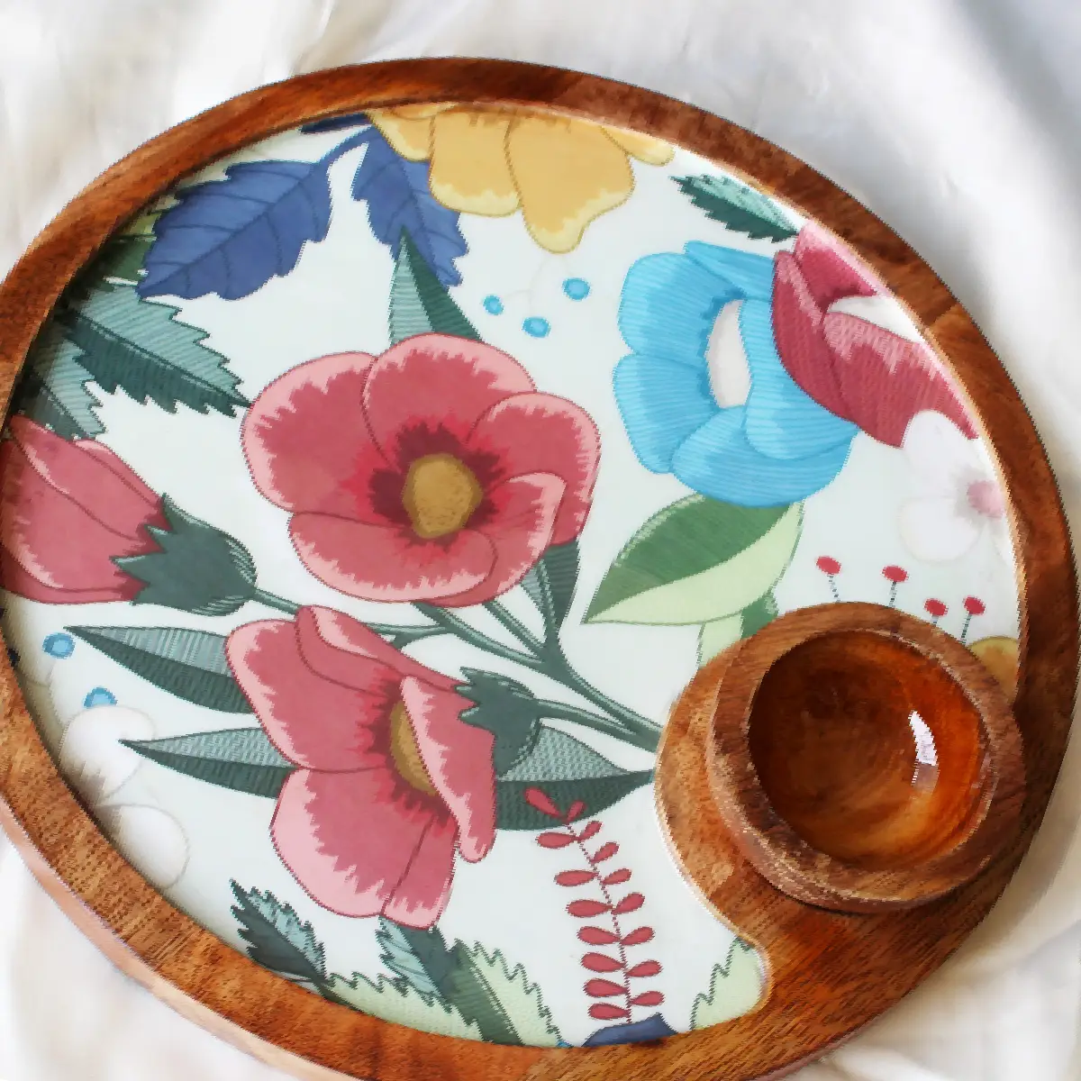 Pastel Paradise Mangowood Round Plate with Dip Bowl