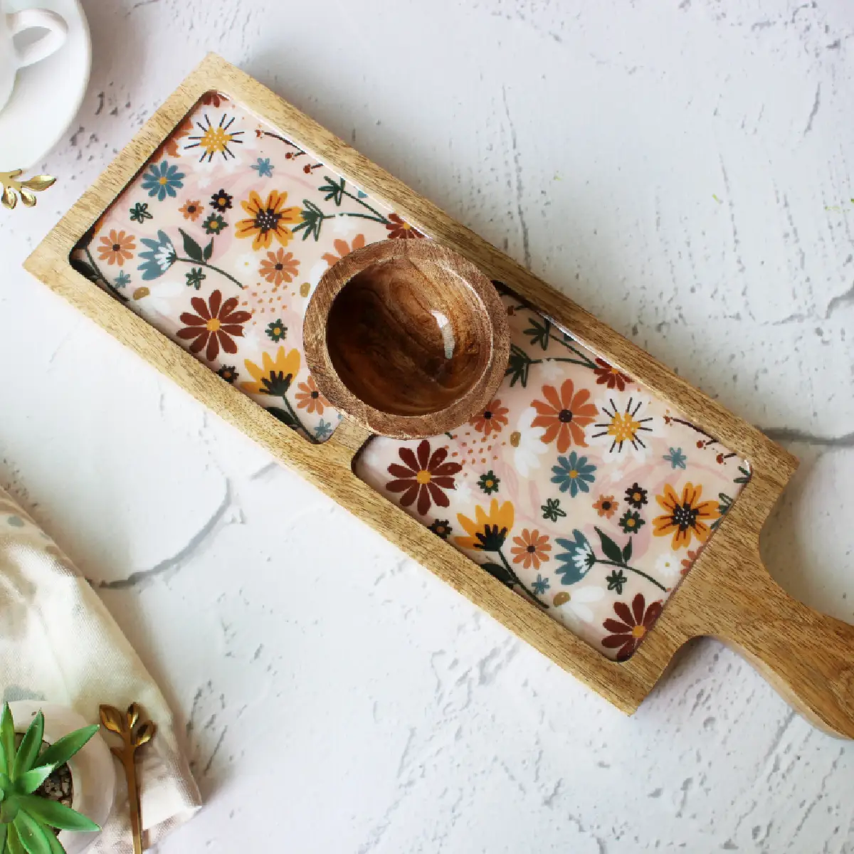 Dreamy Peach Bat Platter with Dip Bowl