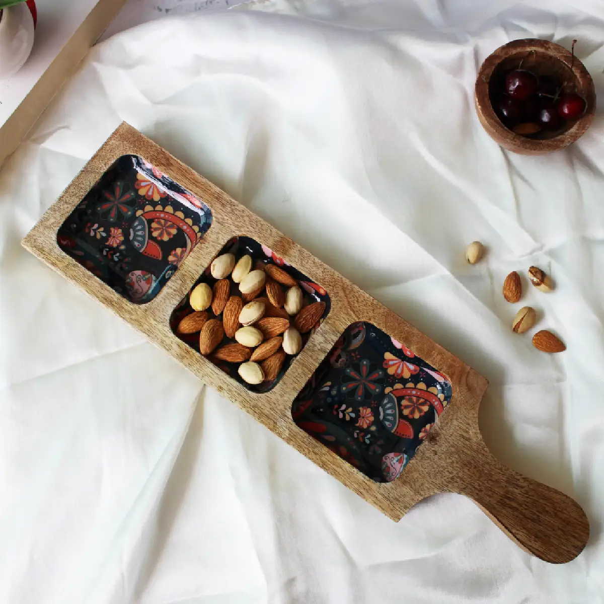 Dewdrop Paisley Petals 3 Compartment Bat Server Tray