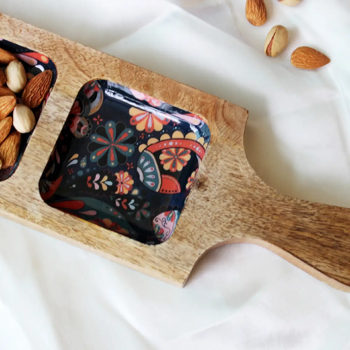 Dewdrop Paisley Petals 3 Compartment Bat Server Tray