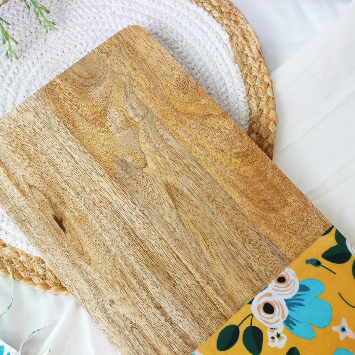 Brightside Blooms Bat Wing Platter