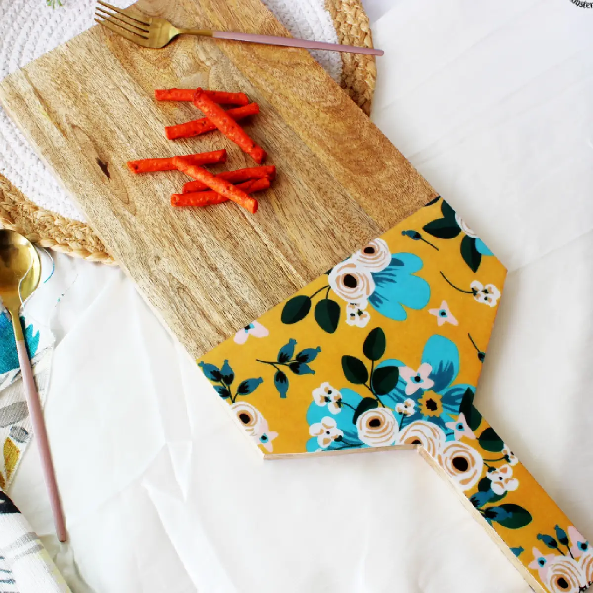 Brightside Blooms Bat Wing Platter