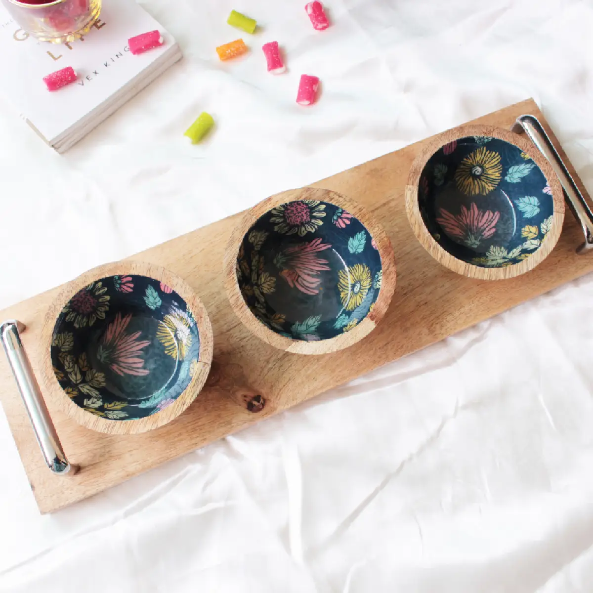 Timeless Bloom HandlePlus Trio Bowl with Serving Tray