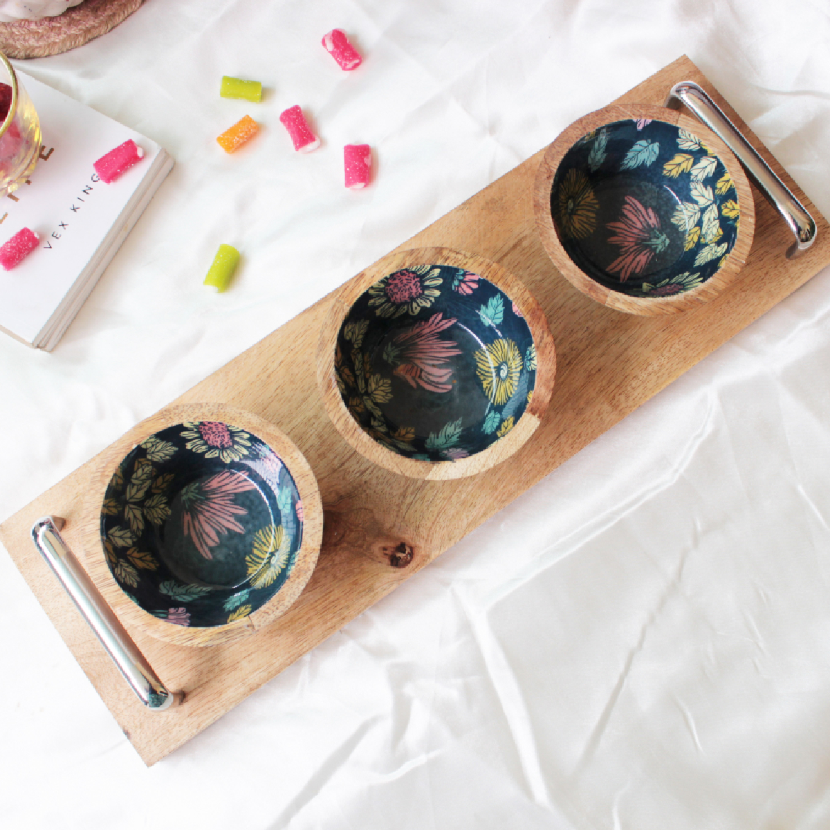 Timeless Bloom HandlePlus Trio Bowl with Serving Tray