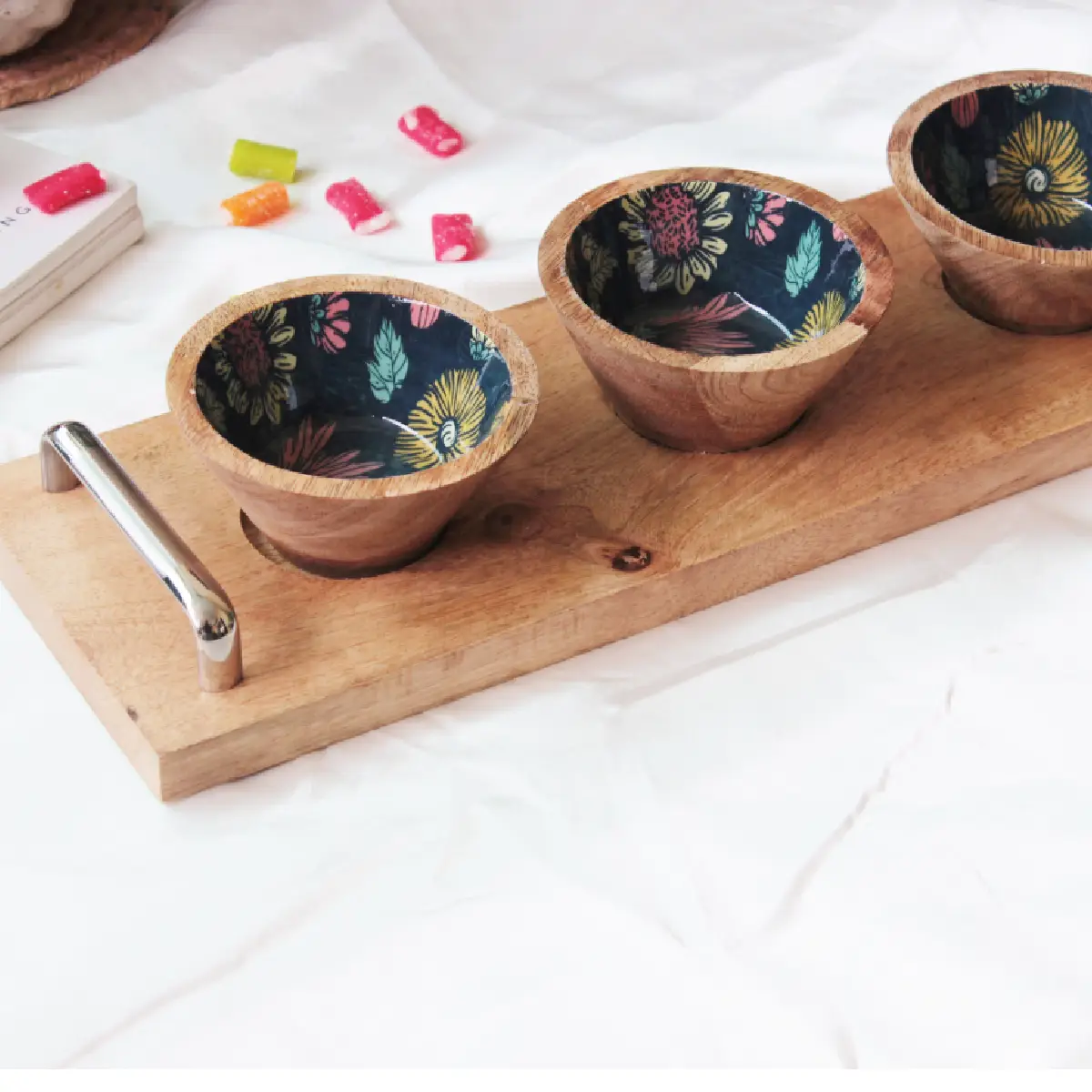 Timeless Bloom HandlePlus Trio Bowl with Serving Tray