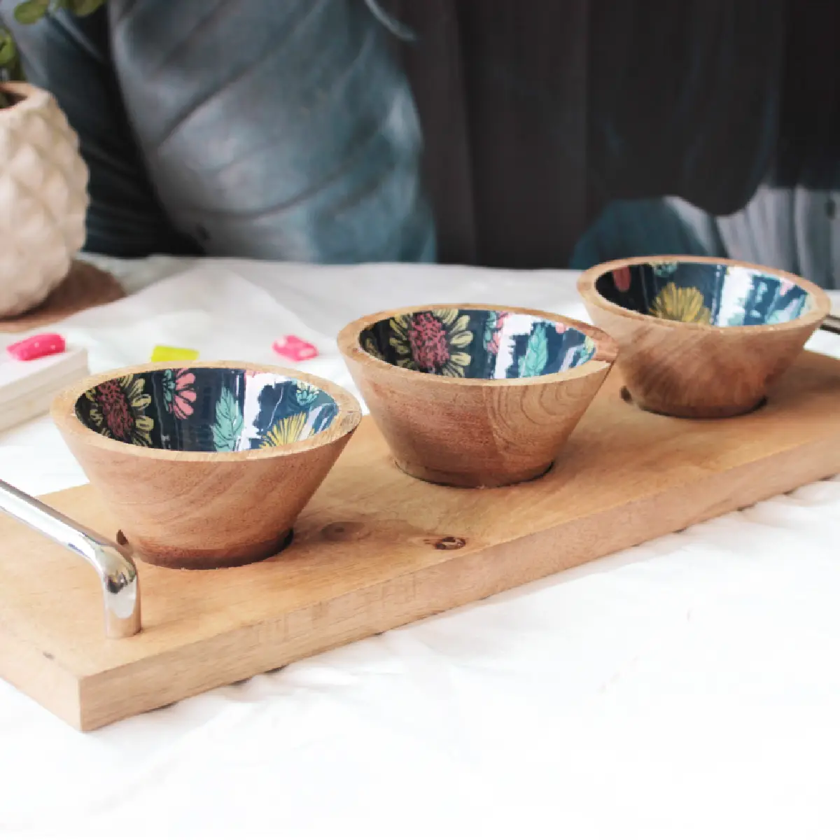 Timeless Bloom HandlePlus Trio Bowl with Serving Tray