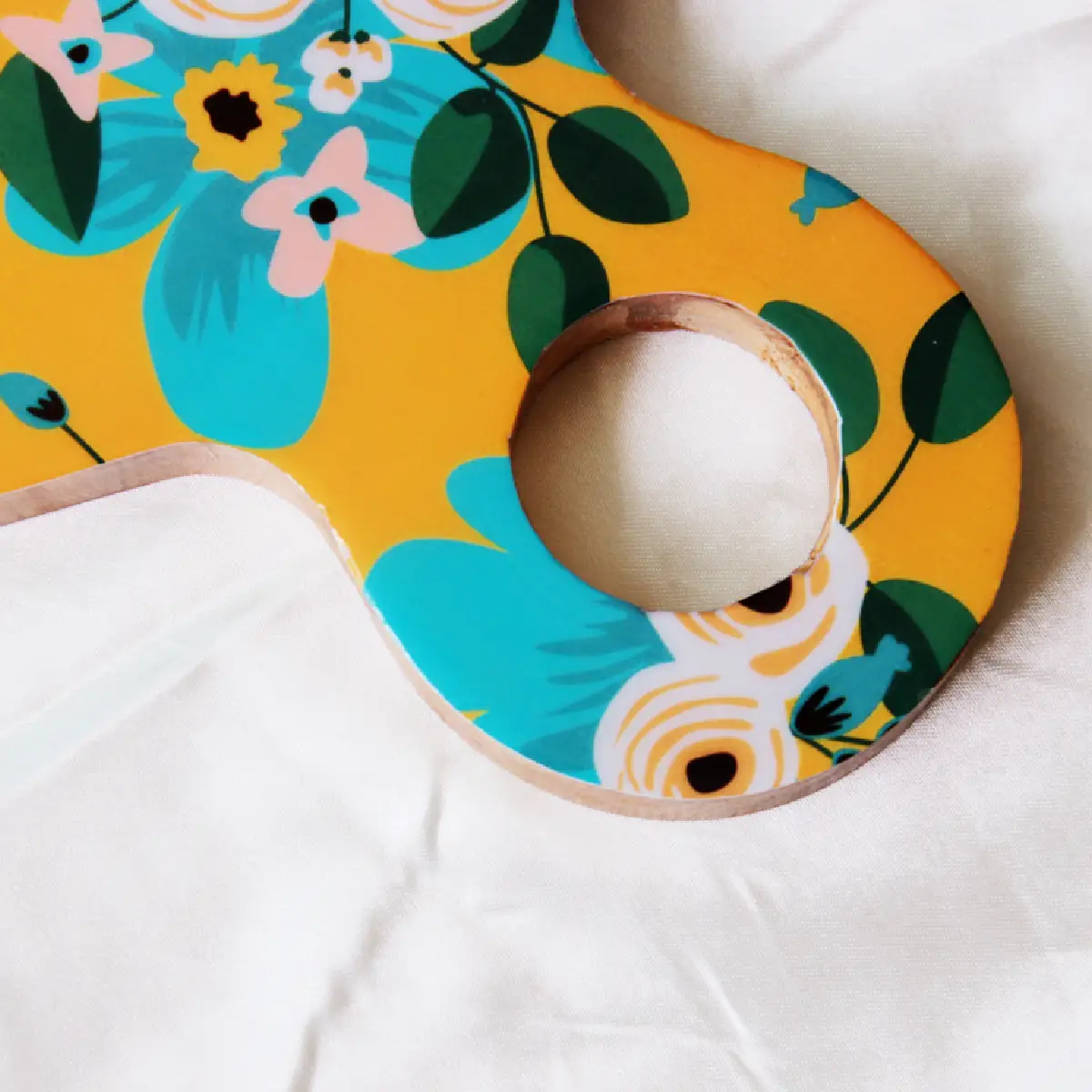 Brightside Blooms ServeEase Round Platter