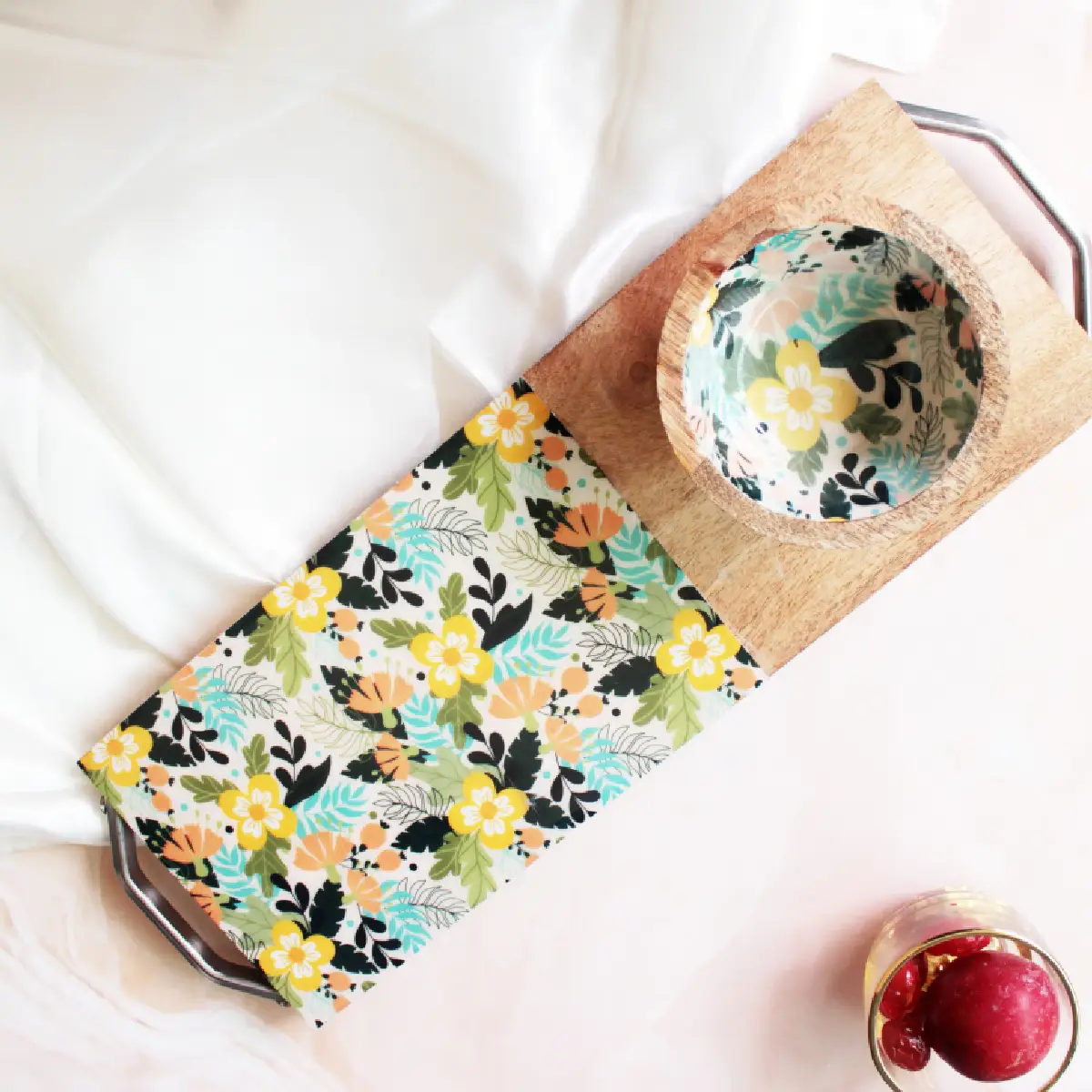 Sunnyside Gardenia EntertainEase Platter with Serving Bowl