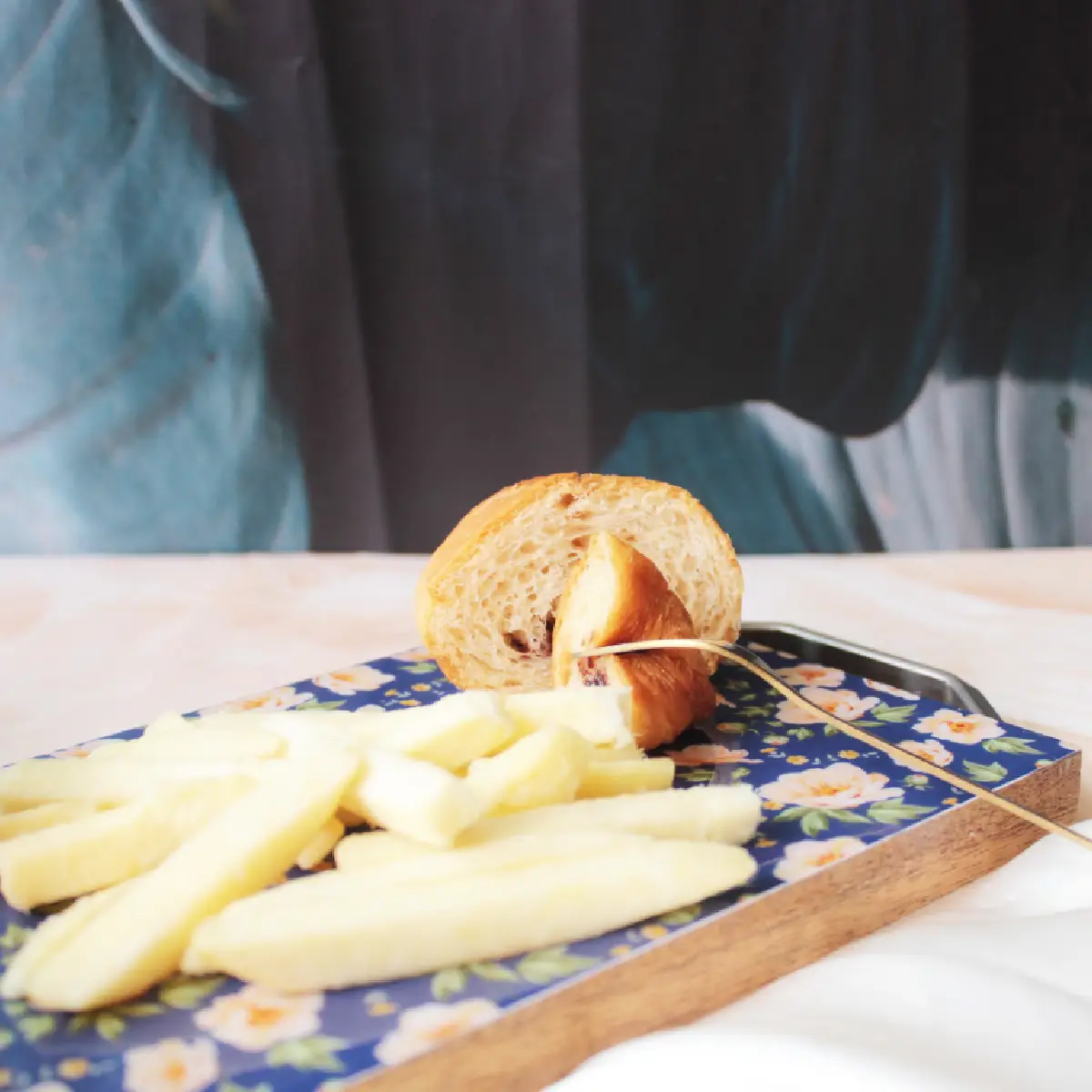 Spring Blooms EntertainEase Platter with  Serving Bowl