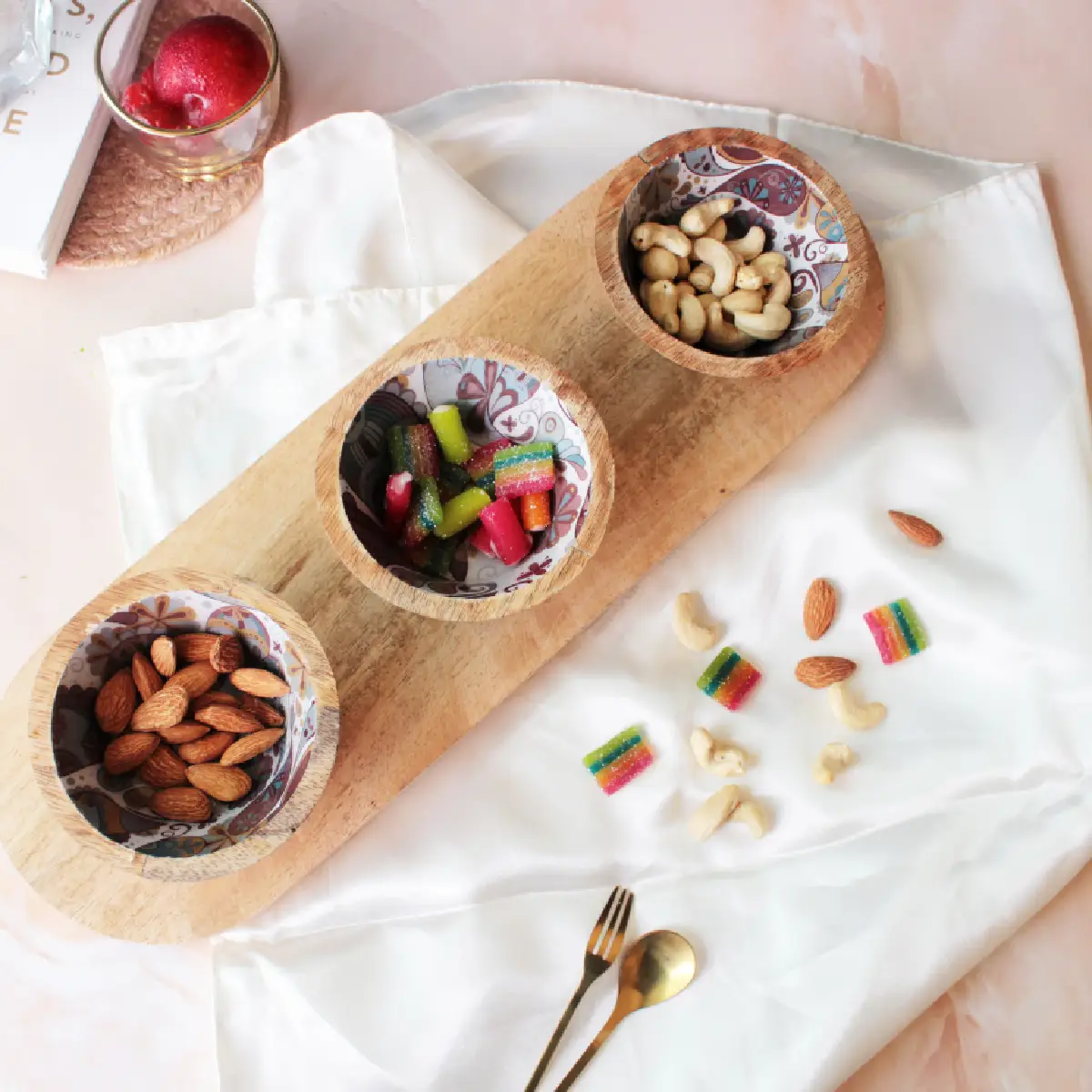 Boho Paisley Serving Bowl Trio Tray