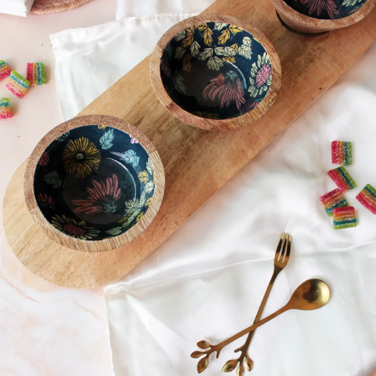 Timeless Bloom Serving Bowl Trio Tray