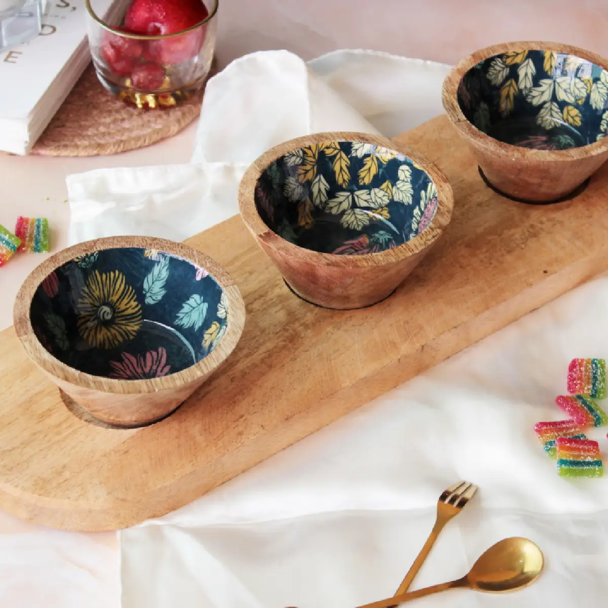 Timeless Bloom Serving Bowl Trio Tray