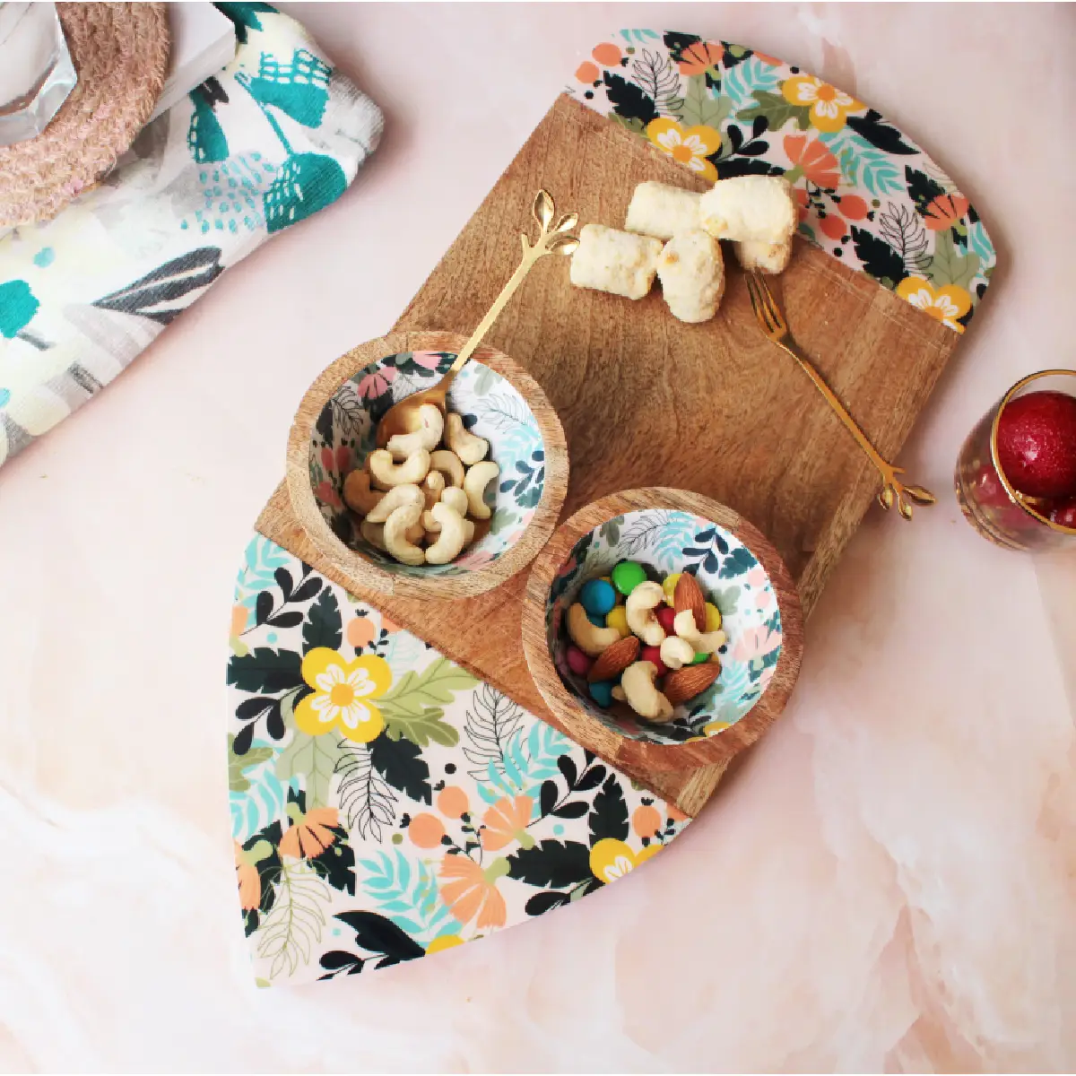 Sunnyside Gardenia Glamour Coastal Cruise Platter with Serving Bowl