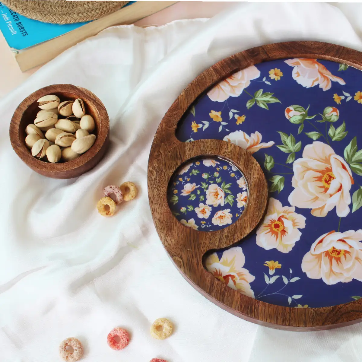 Spring Blooms Mangowood Round Plate with Dip Bowl