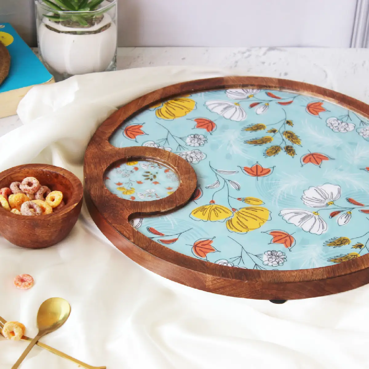 Peaceful Shade Mangowood Round Plate with Dip Bowl