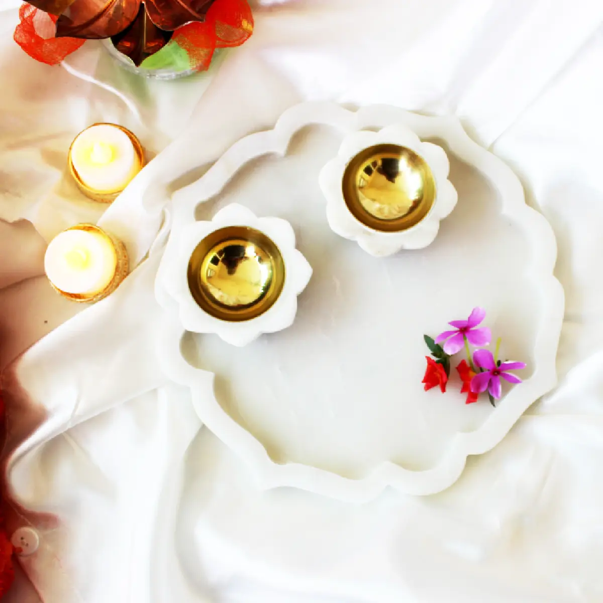 White Marble Platter with Dia & Brass Inlay