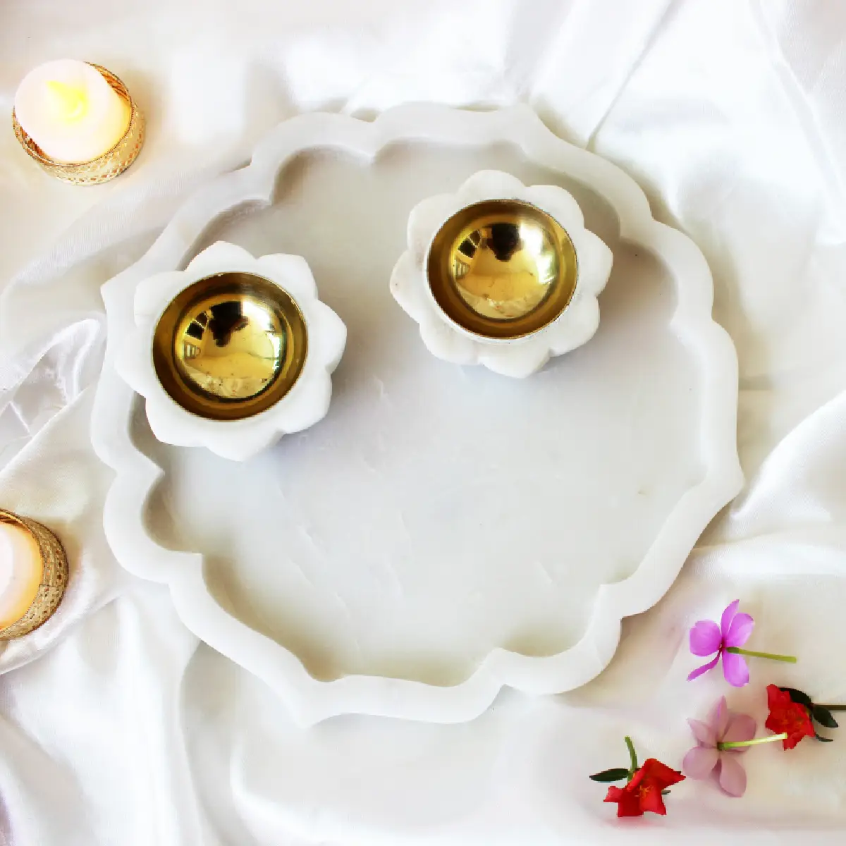 White Marble Platter with Dia & Brass Inlay